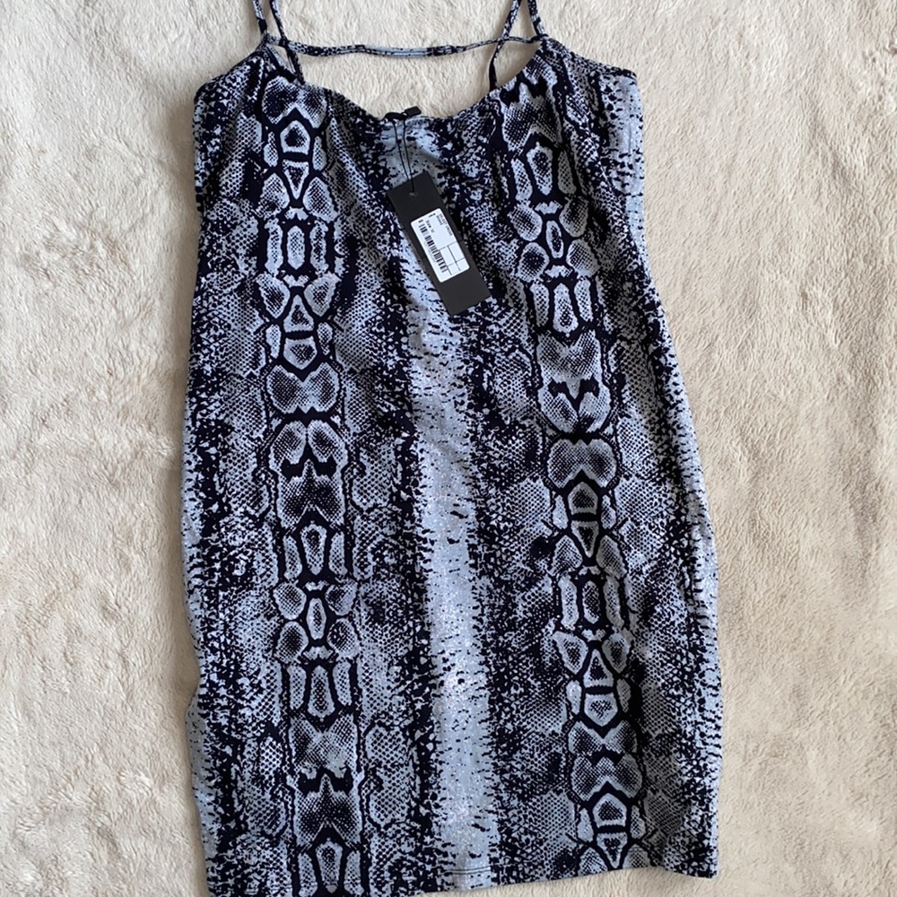 Women’s dress